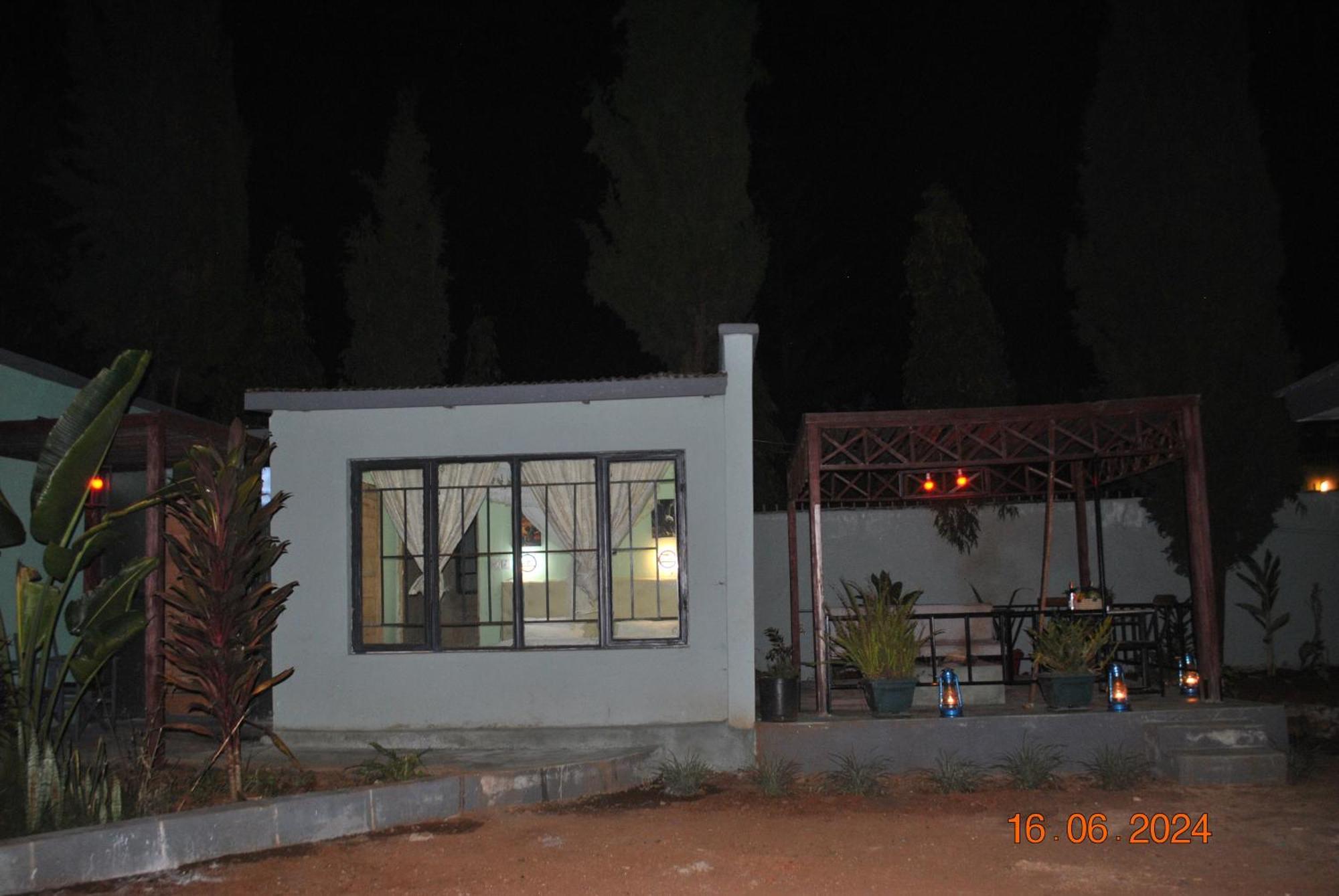 Ngorongoro Villa And Restaurant Karatu Εξωτερικό φωτογραφία