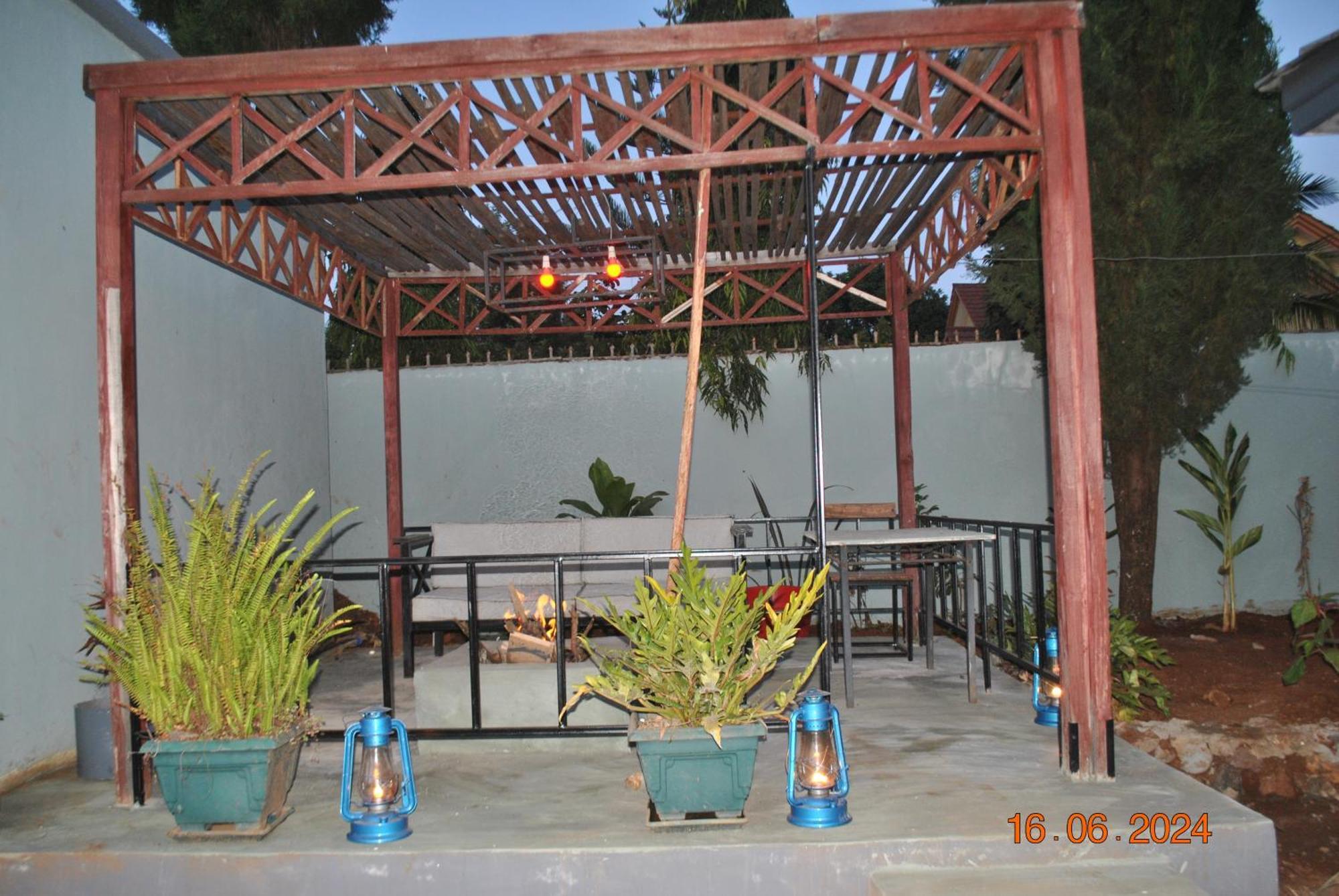 Ngorongoro Villa And Restaurant Karatu Εξωτερικό φωτογραφία